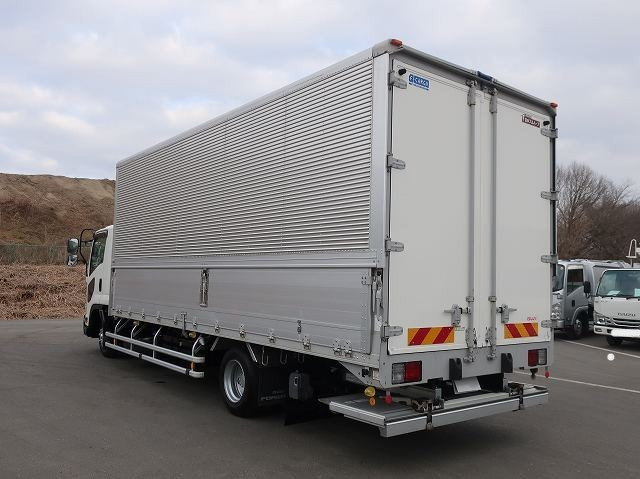 中古トラック いすゞアルミウィング ＃4