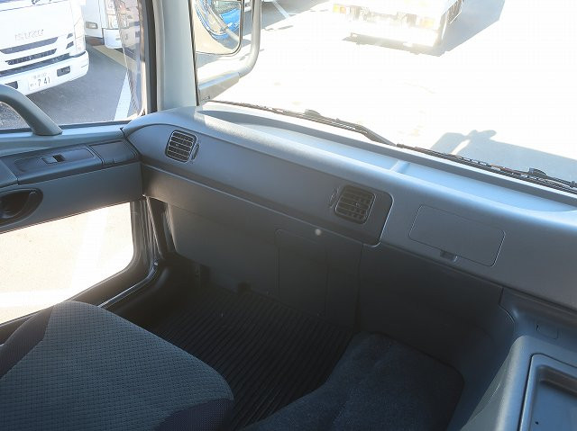 中古トラック 三菱ふそう スーパーグレート トラクタヘッド