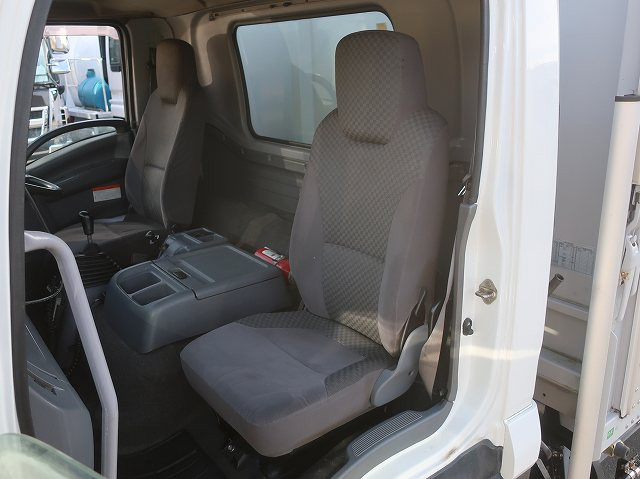 中古トラック いすゞアルミウィング ＃23