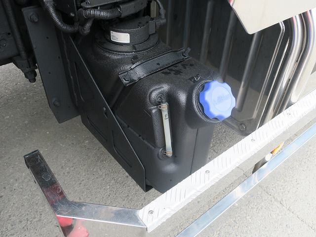 中古トラック 日野 プロフィア 大型クレーン付平ボディ