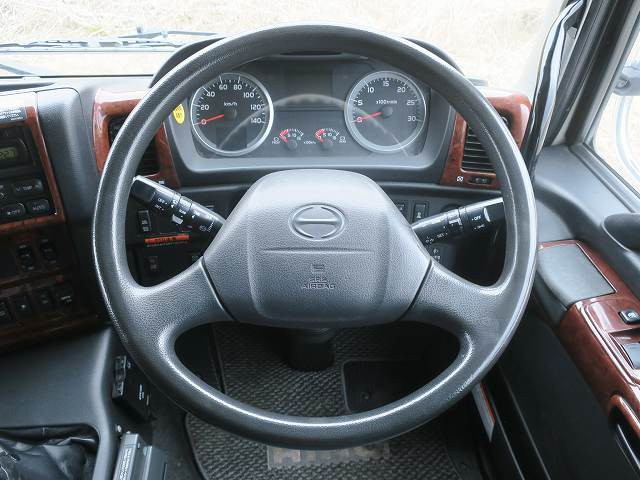 中古トラック 日野 プロフィア 大型クレーン付平ボディ