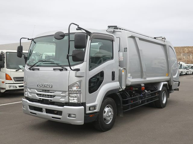  いすゞパッカー車（塵芥車）