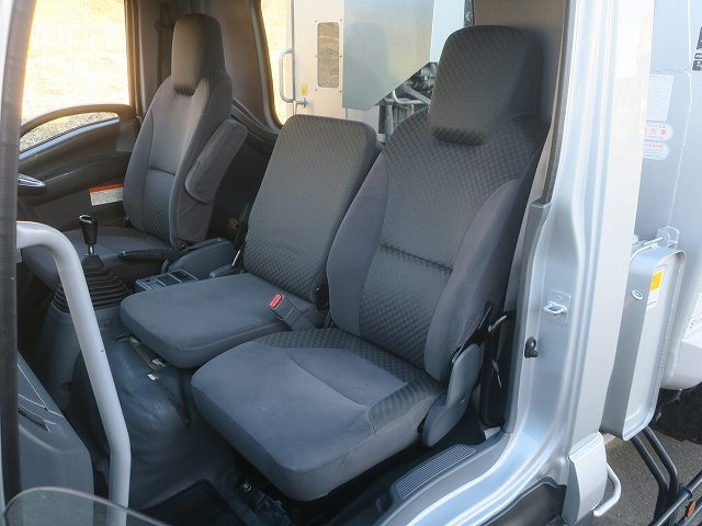 中古トラック いすゞパッカー車(塵芥車) #23