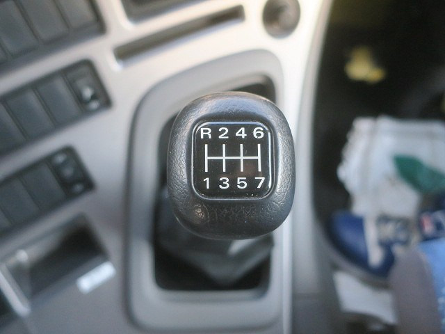 中古トラック UDトラックス ビッグサム 大型道路作業車