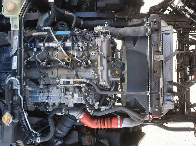 中古トラック 三菱ふそうアルミウィング ＃13