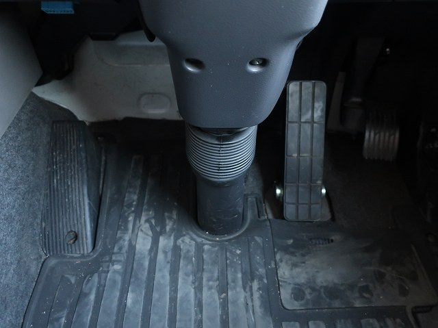 中古トラック UDトラックス平ボディアルミブロック ＃23