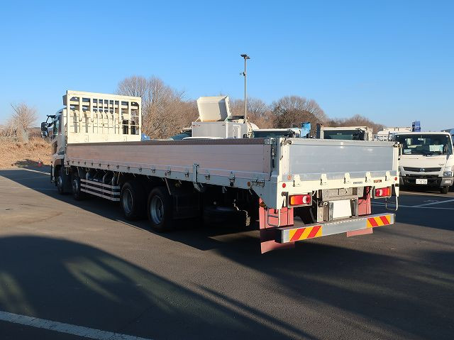 中古トラック UDトラックス平ボディアルミブロック ＃4