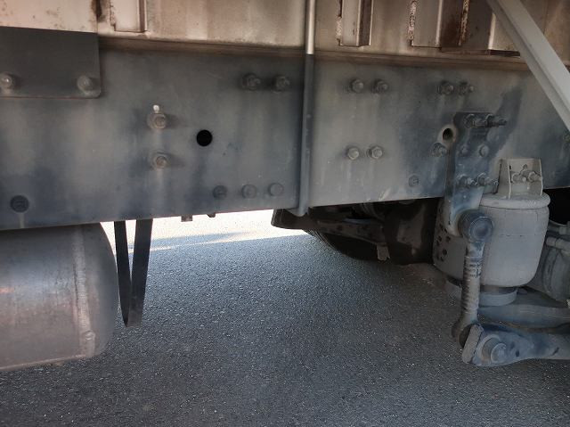 中古トラック UDトラックス平ボディアルミブロック ＃8