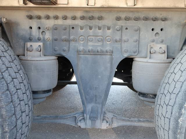 中古トラック UDトラックス平ボディアルミブロック ＃9