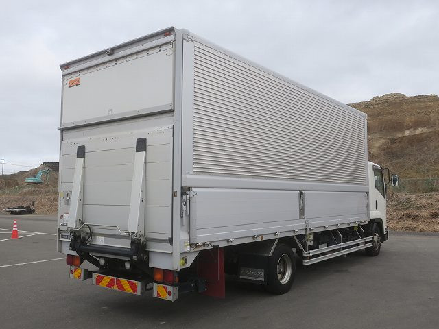 中古トラック いすゞアルミウィング ＃3