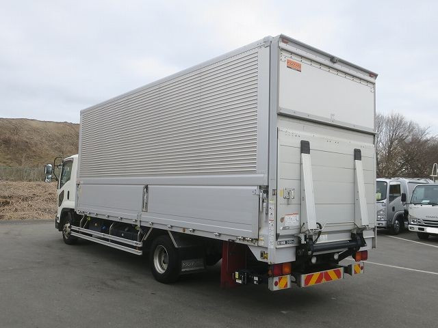 中古トラック いすゞアルミウィング ＃4