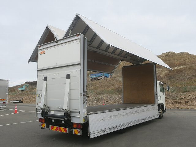 中古トラック いすゞ フォワード 中型アルミウィング