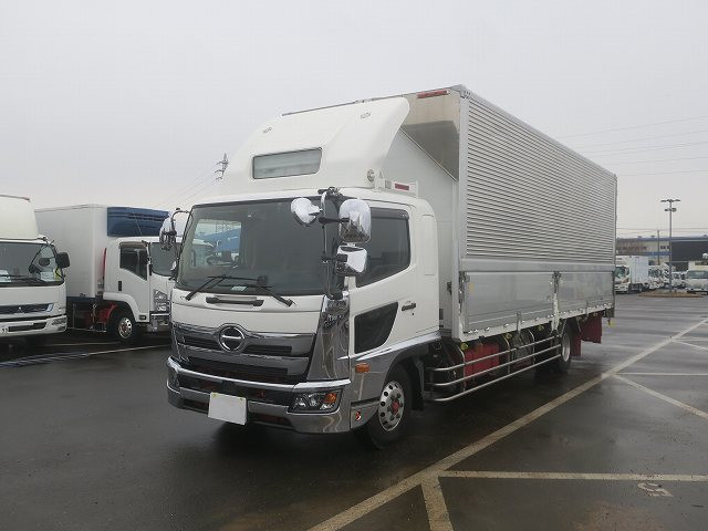 日野 アルミウィング/幌ウィング