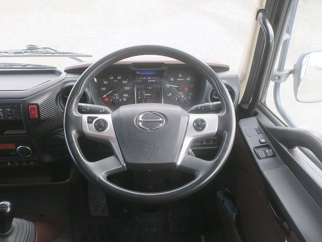 中古トラック 日野 レンジャー 中型アルミウィング