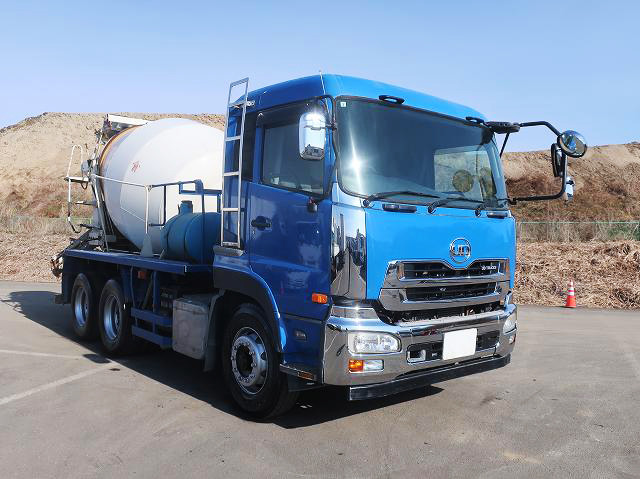 中古トラック UDトラックスコンクリートミキサー車 ＃2
