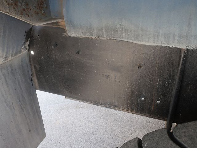 中古トラック UDトラックスコンクリートミキサー車 ＃14