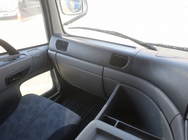 中古トラック UDトラックスコンクリートミキサー車 #17
