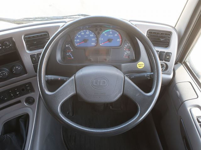 中古トラック UDトラックスコンクリートミキサー車 ＃18