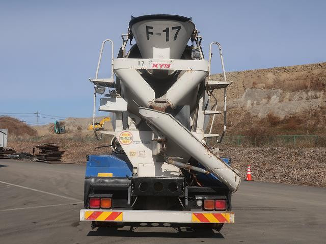 中古トラック UDトラックスコンクリートミキサー車 ＃5