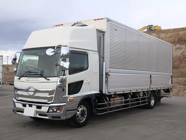 2021 Hino Ranger, Increased Payload Aluminum Wing Body, 7200 Wide, Retractable Power Station, 6.4t Load Capacity, High Roof, Snow Melting System, Rear Air Suspension ★Approximately 260,000 km on the Odometer★