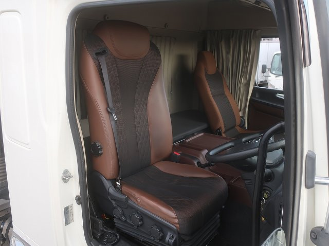 中古トラック 日野アルミウィング ＃13