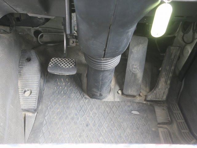 中古トラック いすゞコンクリートミキサー車 ＃22