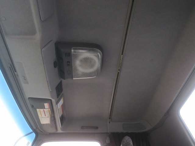 中古トラック いすゞコンクリートミキサー車 ＃24