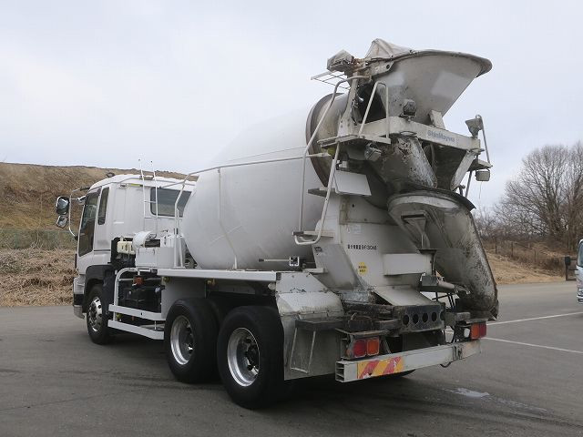 中古トラック いすゞコンクリートミキサー車 ＃4