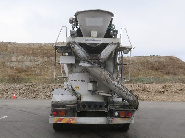 中古トラック いすゞコンクリートミキサー車 ＃5