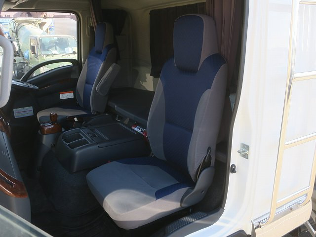 中古トラック いすゞアルミウィング ＃22