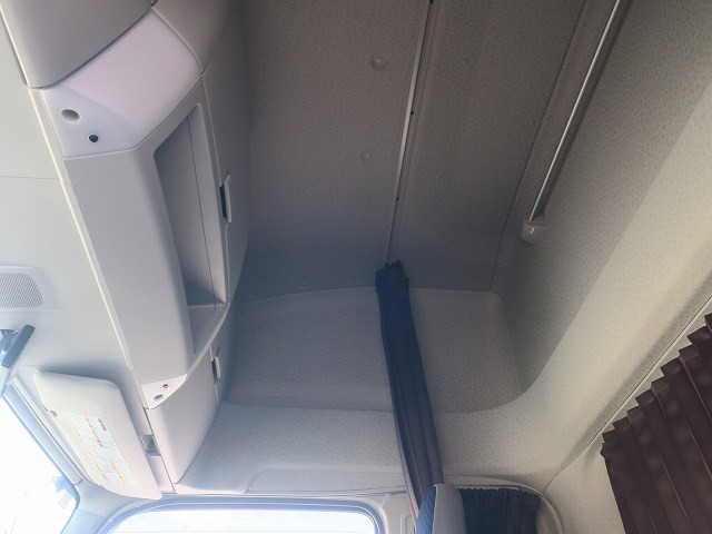 中古トラック いすゞ フォワード 中型アルミウィング