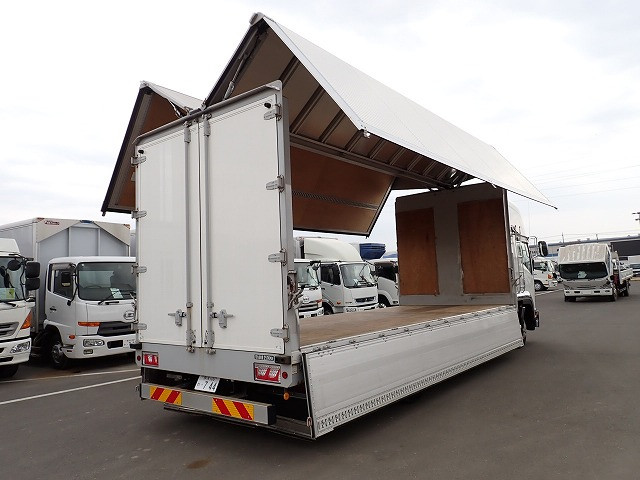 中古トラック いすゞ フォワード 中型アルミウィング