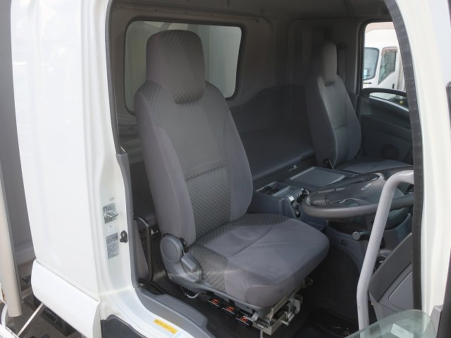 中古トラック いすゞ フォワード 増トンアルミウィング