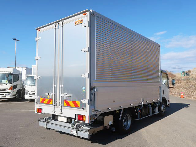 中古トラック いすゞアルミウィング ＃3