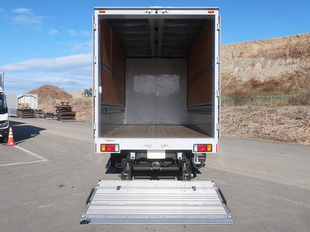 中古トラック いすゞアルミウィング ＃7