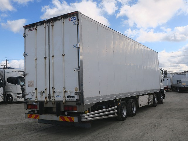 中古トラック いすゞ冷凍バン ＃3