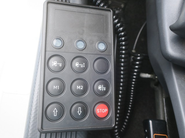 中古トラック いすゞ冷凍バン ＃22