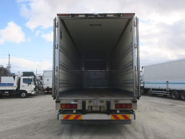 中古トラック いすゞ冷凍バン ＃5