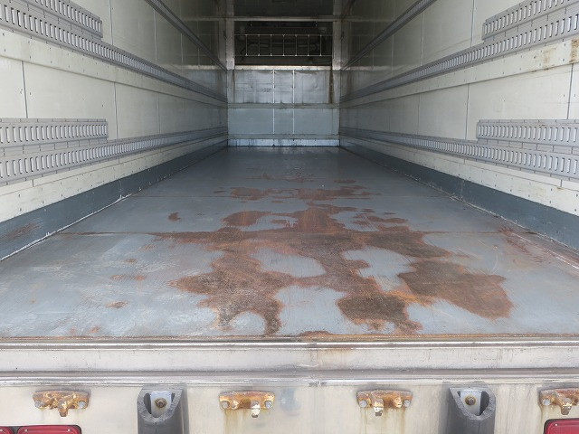 中古トラック いすゞ冷凍バン ＃6