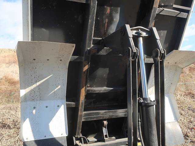 中古トラック いすゞダンプ ＃10