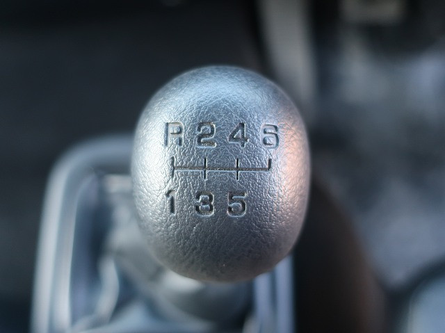 中古トラック 三菱ふそうクレーン付平ボディ ＃18