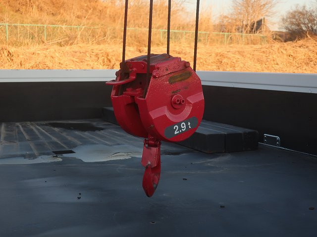 中古トラック 三菱ふそうクレーン付平ボディ ＃8