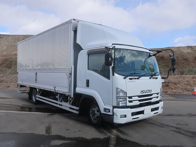 中古トラック いすゞアルミウィング ＃2