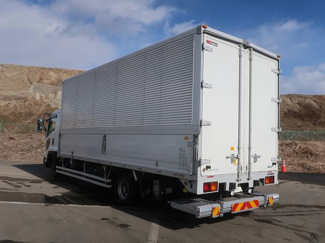 中古トラック いすゞアルミウィング ＃4