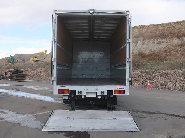 中古トラック いすゞアルミウィング ＃7