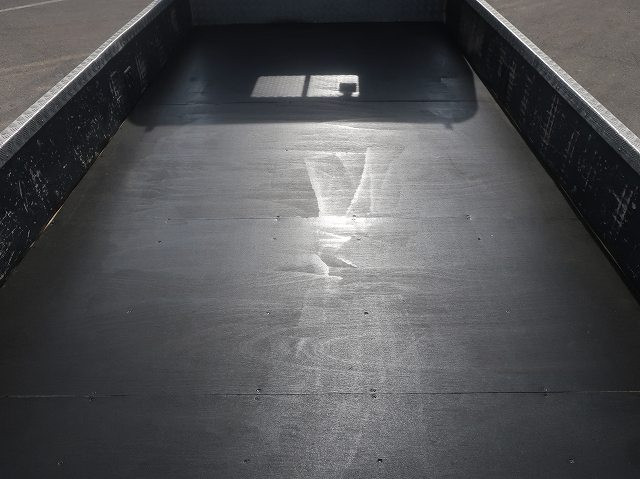 中古トラック いすゞ平ボディ ＃8