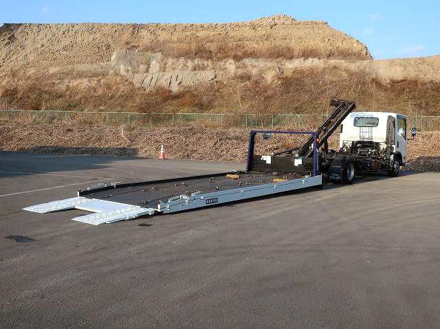 中古トラック いすゞセーフティーローダー（車載車） ＃3