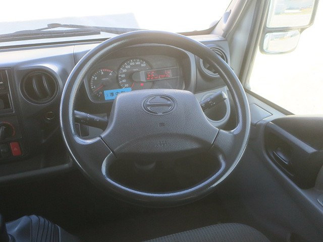 中古トラック 日野 デュトロ 3tアルミウィング