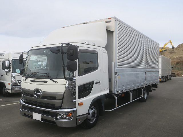 日野　アルミウィング／幌ウィング