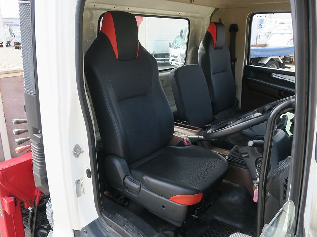 中古トラック 日野クレーン付平ボディ ＃16